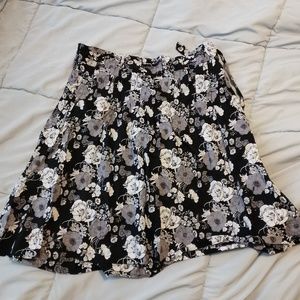 H&M floral pleated skirt